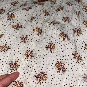 Adorable crop too for the holidays !